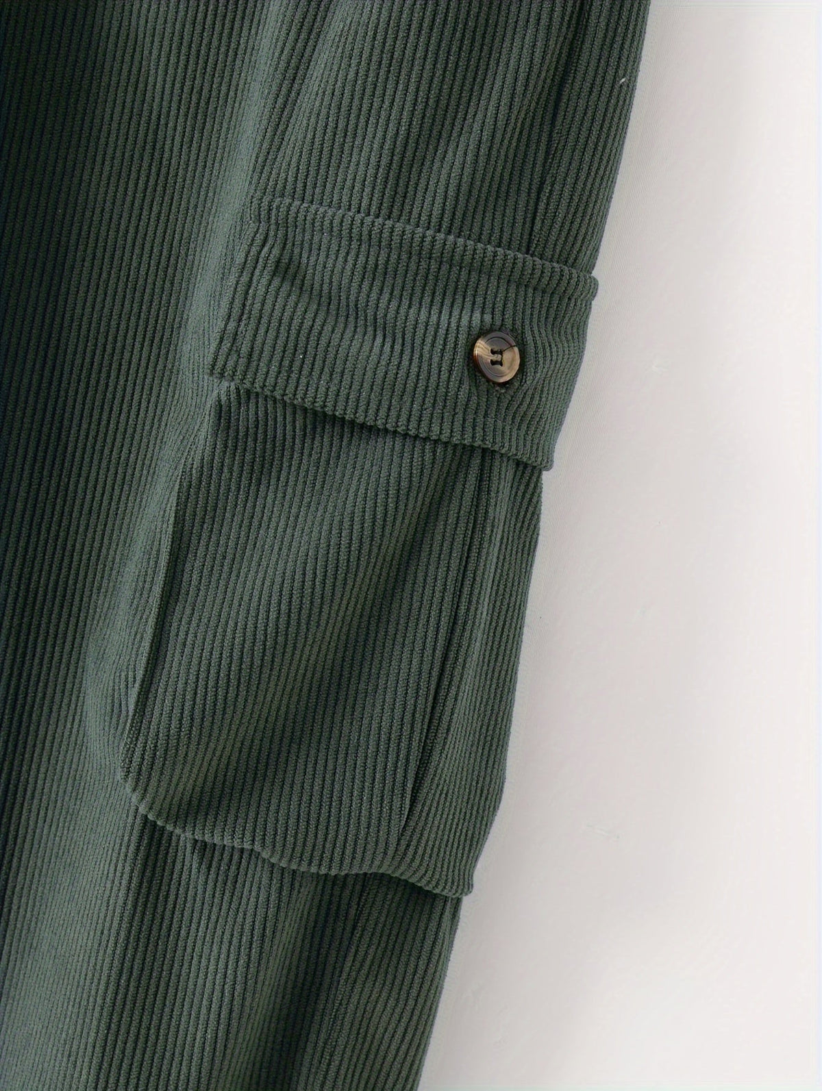 Rugged Relaxed-Fit Cargo Pants