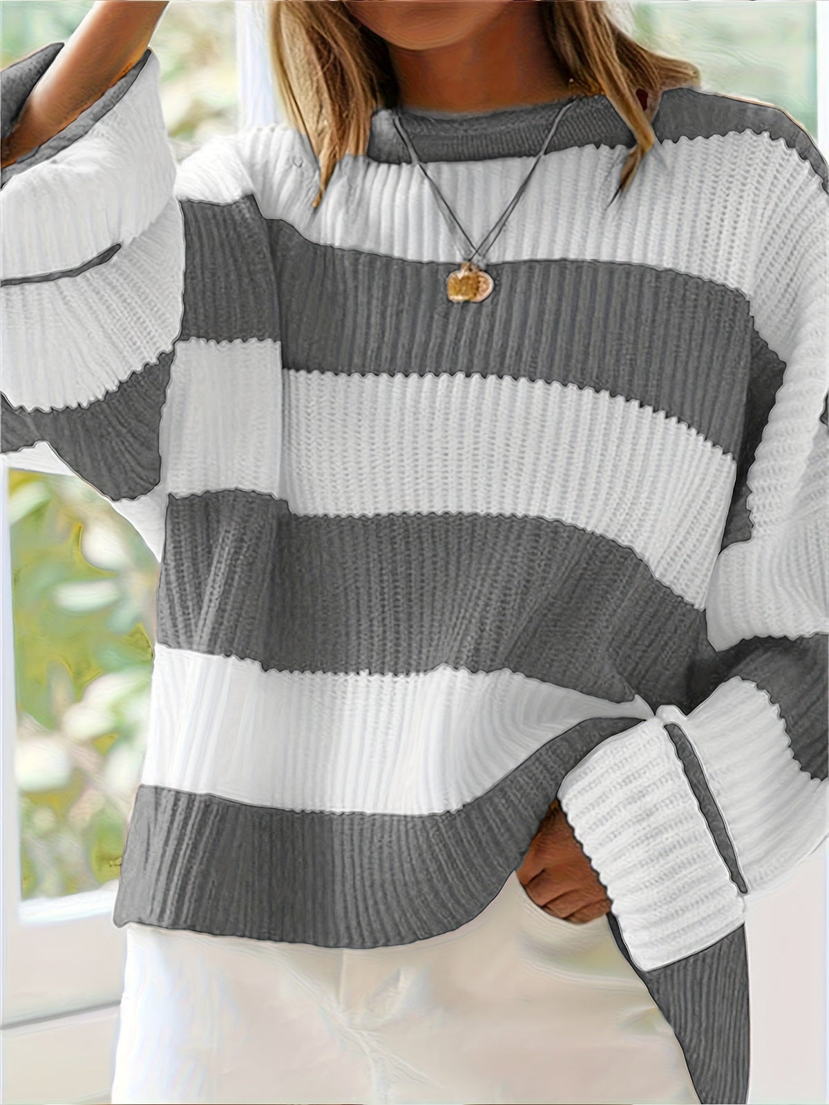 Relaxed Colourblock Knit Sweater