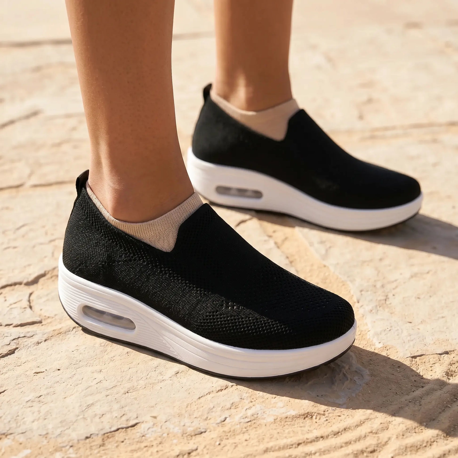 Myrkos - Slip-On Knit Platform Sneakers