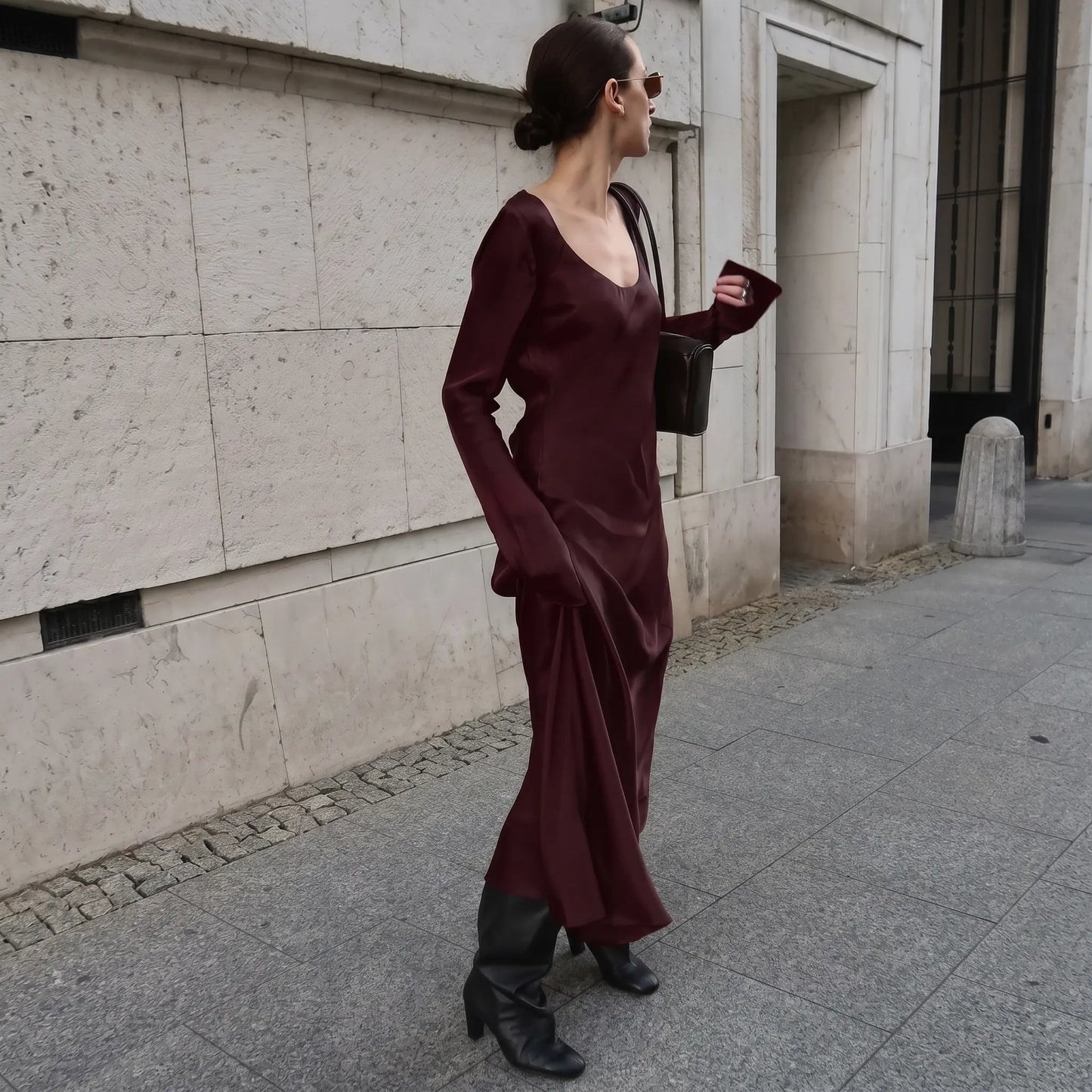 Kivrin - Elegant Maxi Dress Satin U-Neck