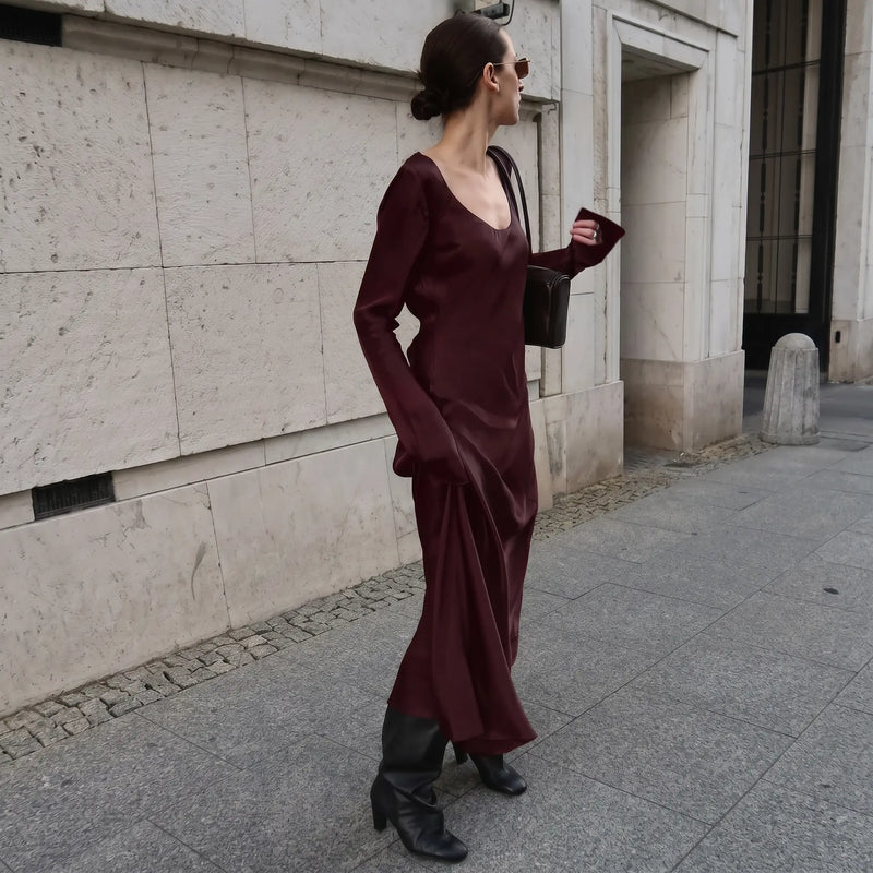 Kivrin - Elegant Maxi Dress Satin U-Neck