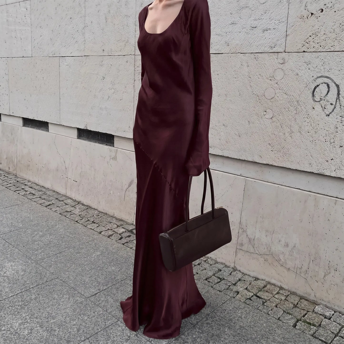 Kivrin - Elegant Maxi Dress Satin U-Neck
