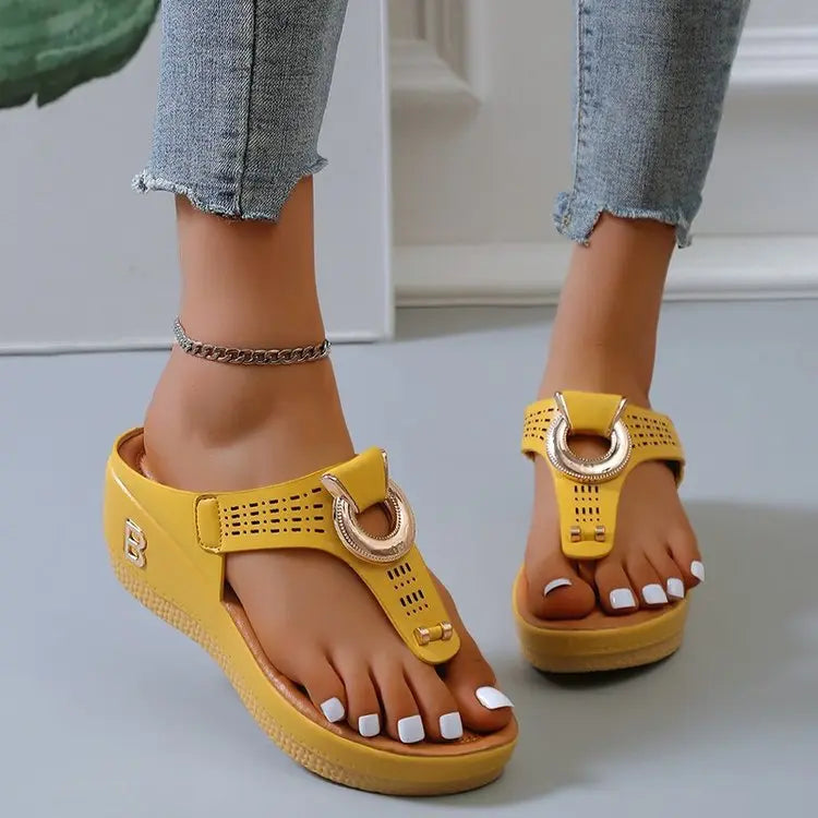 Jovyn - Wedge Sandals Platform Thongs