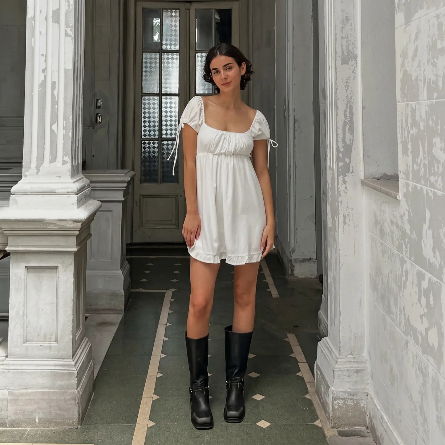 Zylpha - Elegant White Puff Sleeve Midi Dress